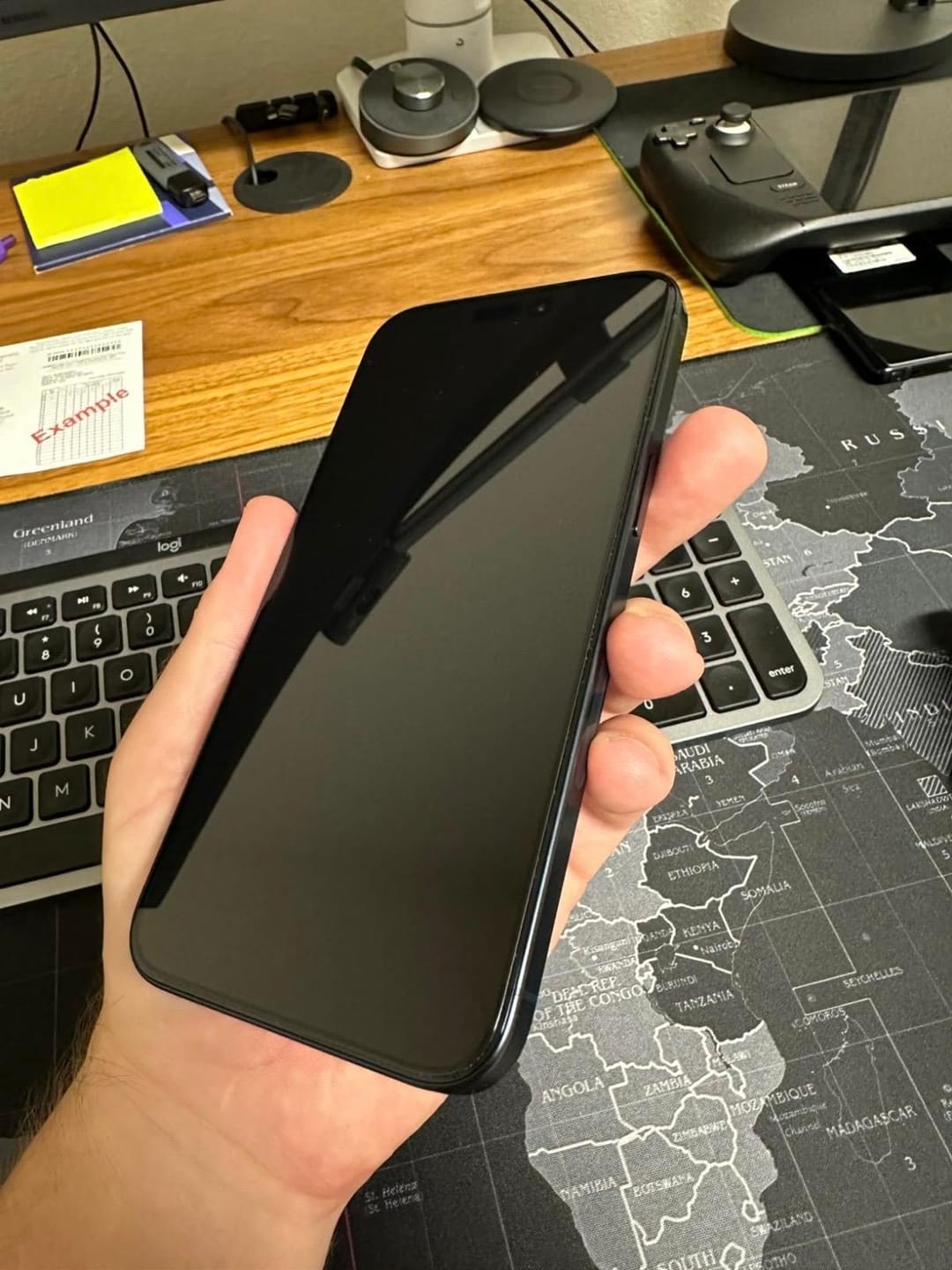 Customer photo review of iPhone 16 Series Premium Screen Protector