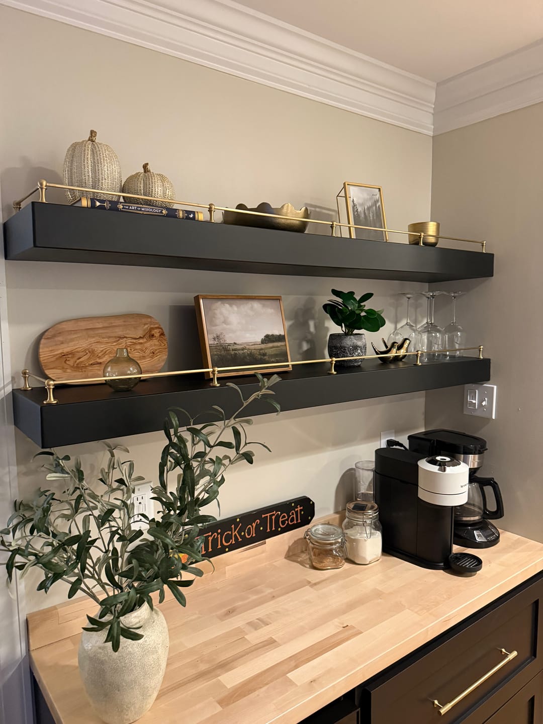 Customer photo review of Classic Gallery Shelf Rail | Brushed Satin Brass