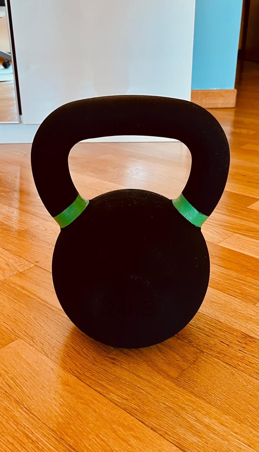 Customer photo review of Strength Shop Cast Iron Kettlebells - Single Mould, Powder Coated, 4-64KG