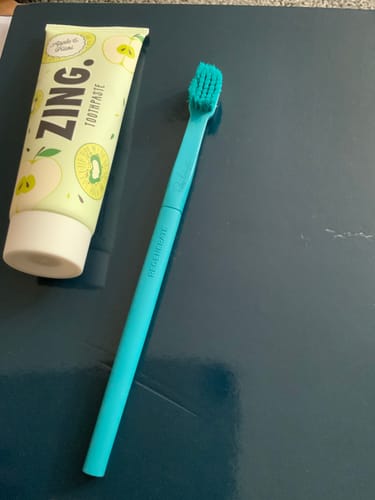 Customer photo review of Apple & Kiwi