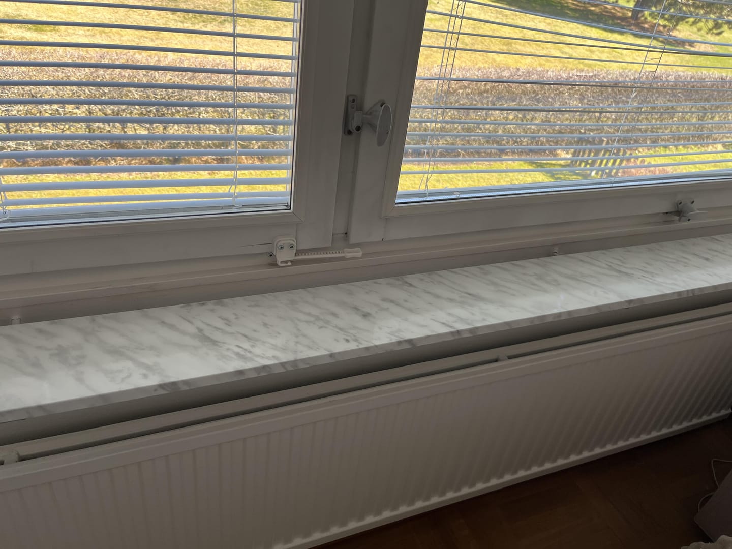 Customer photo review of Carrara Marmor kontaktplast