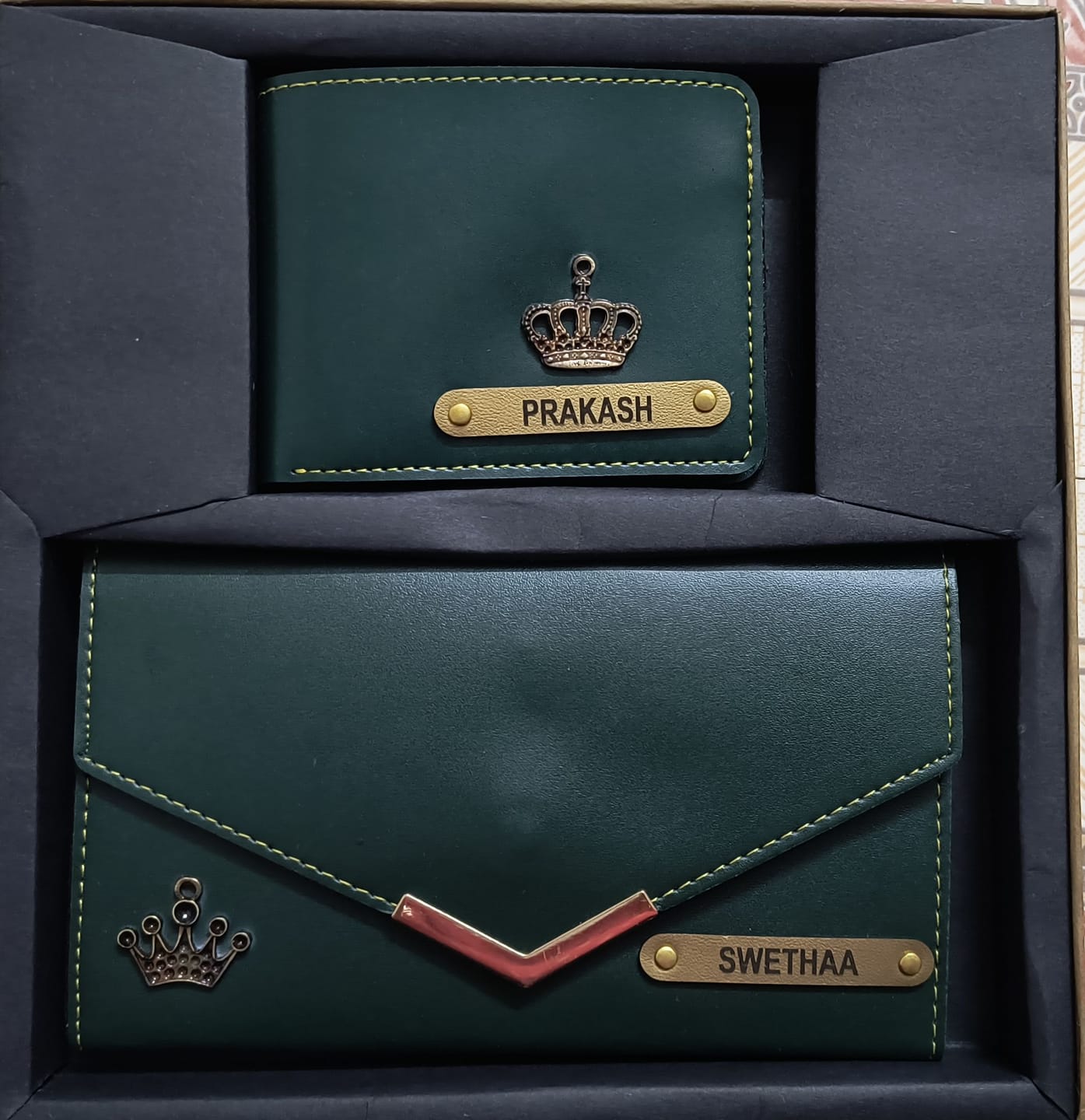 Customer photo review of Customized Gents and Women Wallet couple combo