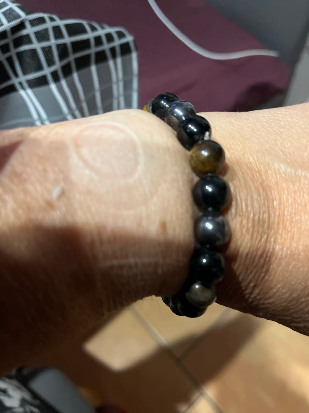 Customer photo review of DREIFACHER SCHÜTZER Tigerauge - Hämatit - Schwarzer Obsidian