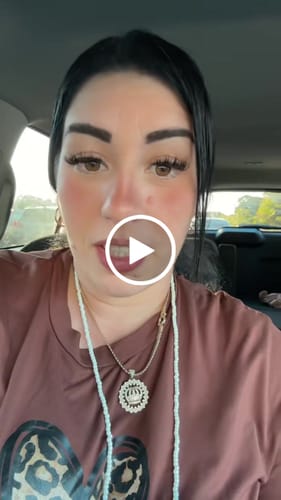Customer video review of Tu Historia en Música – Emoción Garantizada