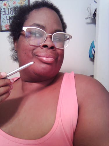 Customer photo review of CEO Lip Liner