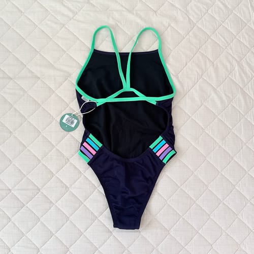 Customer photo review of LENNOX ONE PIECE || Acai|Meadow