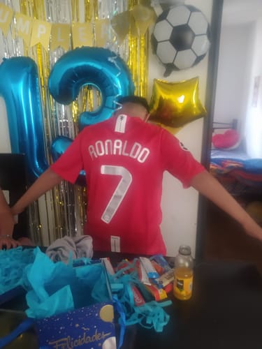 Customer photo review of Ronaldo 2008 - Manga Corta