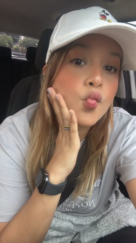 Customer photo review of RUBOR EN DÚO ALLURE CREMA Y POLVO COMPACTO