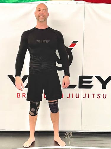 Customer photo review of Standard Black Long Sleeve No-Gi Mens BJJ Rash Guard