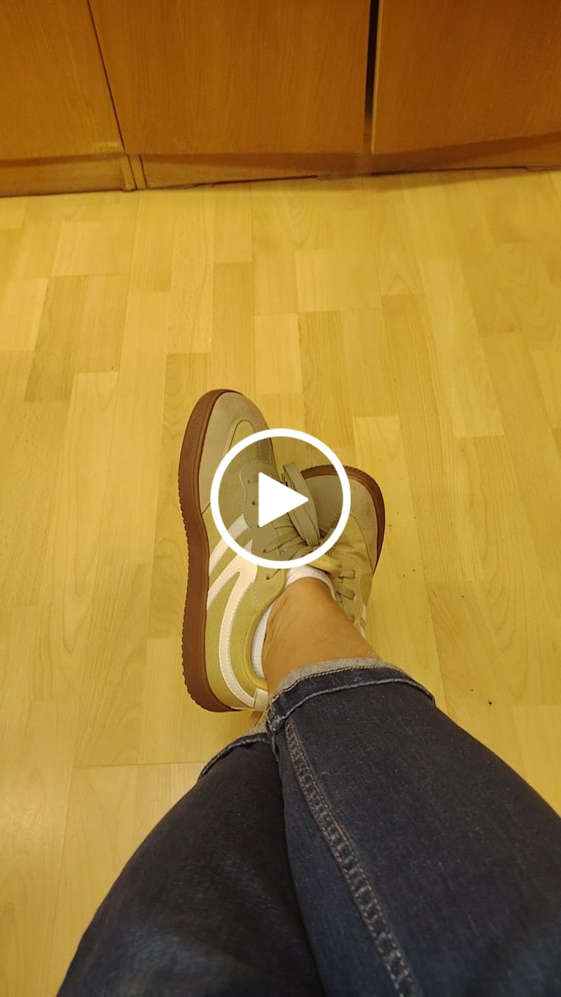 Customer video review of Lily - Breitfußschuh