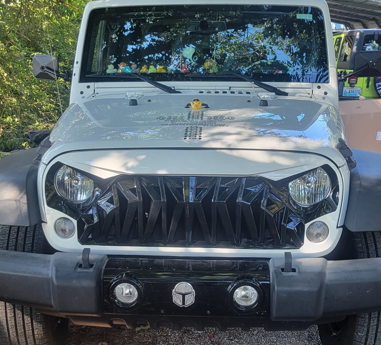Customer photo review of Shark Grille - Black & White For 07-18 Wrangler JK/ JKU