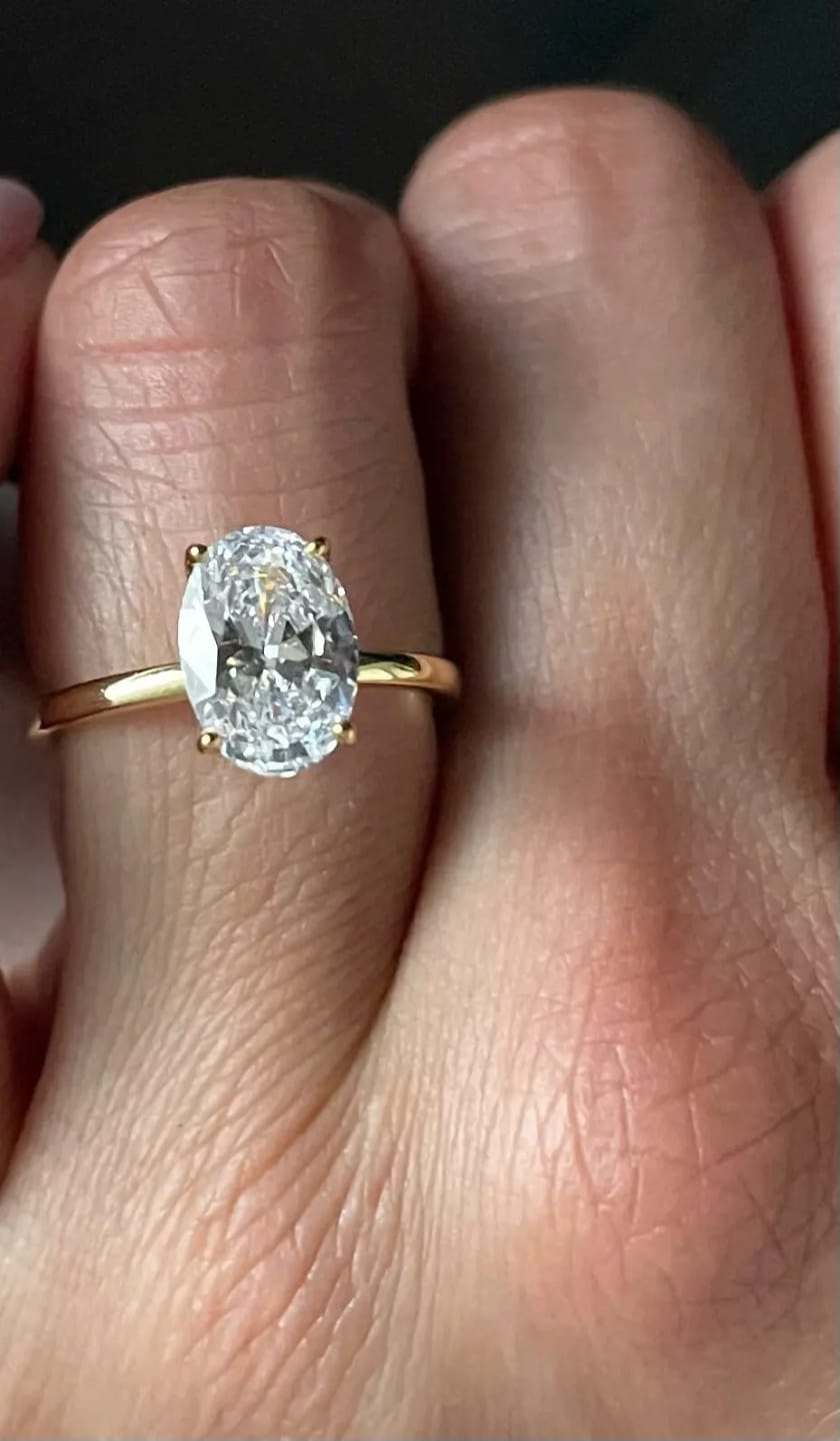 Customer photo review of Maribel Oval Zircon Ring