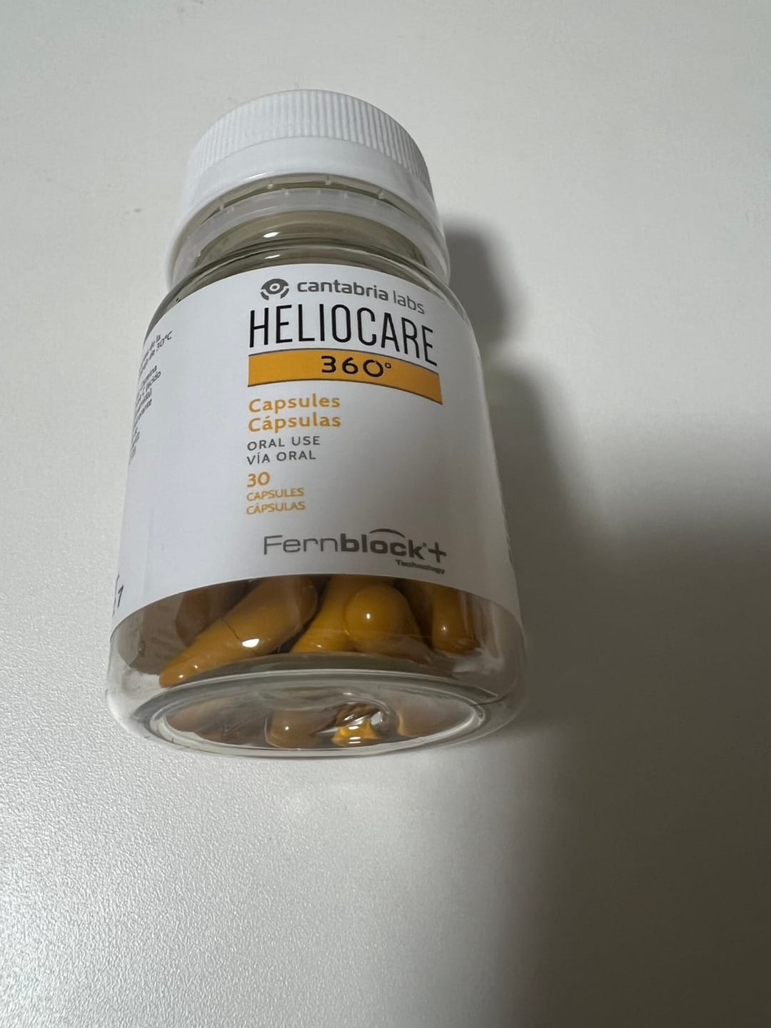 Customer photo review of ヘリオケア360° ORAL（飲む日焼け止め）