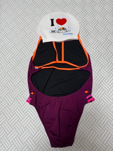 Customer photo review of ZAMBIA ONE PIECE || Sangria|Neon Orange