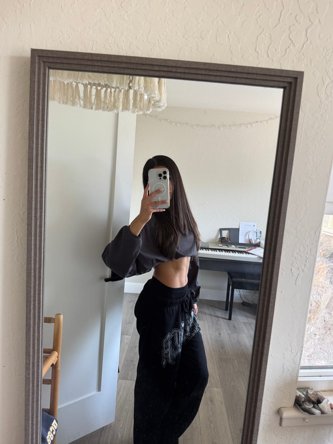 Customer photo review of W257 My eyes are up here Jogger