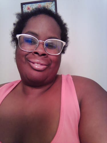 Customer photo review of D-Tox Lip Gloss