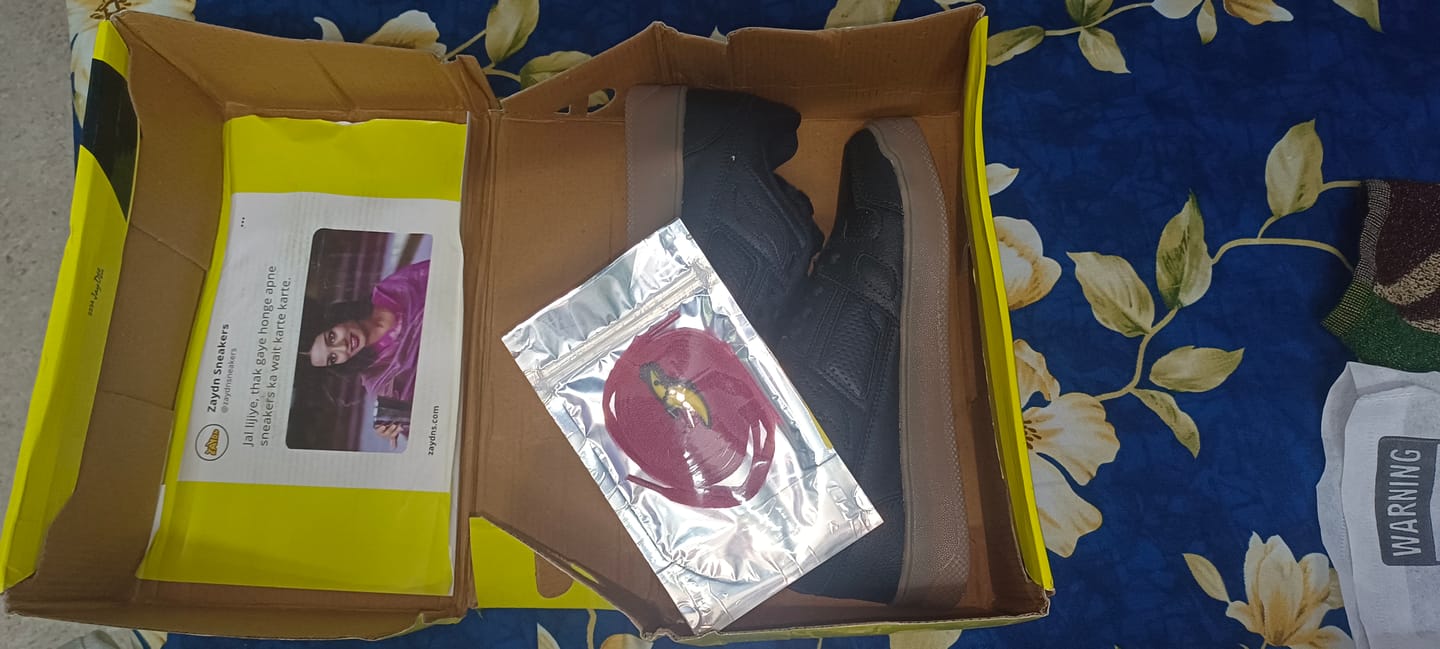 Customer photo review of ASTRID Rock Black