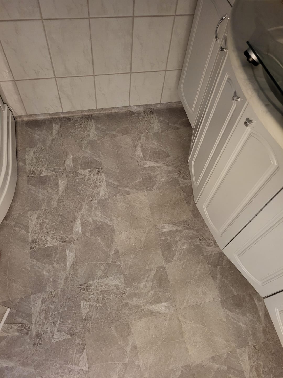 Customer photo review of Kalk beige selvklebende fliser