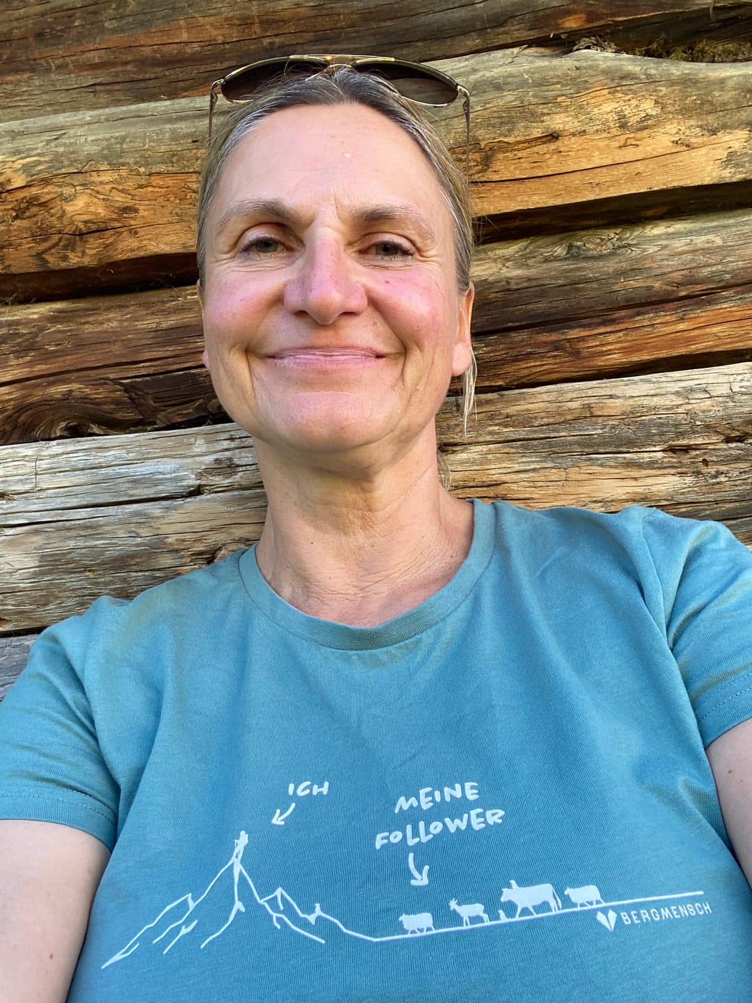 Customer photo review of Herzschlag Berge - Damen Premium Organic Shirt