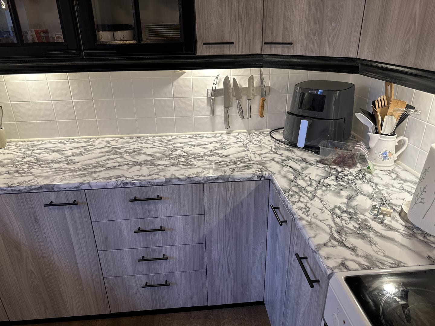 Customer photo review of Marmor hvit/sort kontaktplast
