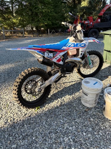 Customer photo review of Custom Seat Cover: 2024 KTM 300 XC