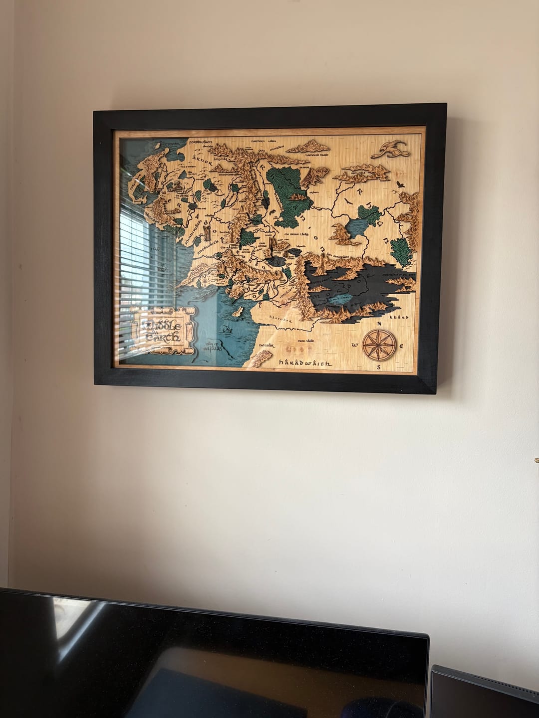 Customer photo review of 3D MIDDLE EARTH™ MAP MULTICOLORED EDITION