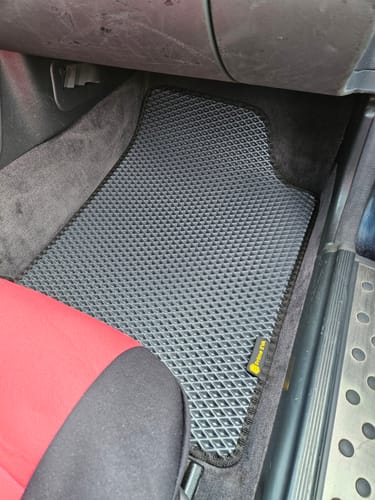 Michael N. review of Auto Fußmatten nach Maß - Vorne image 2 out of 2