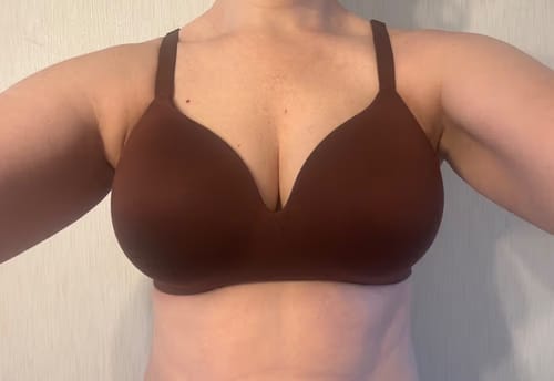 Customer photo review of Alicia - Supportive Comfort Wireless Shaping Bra