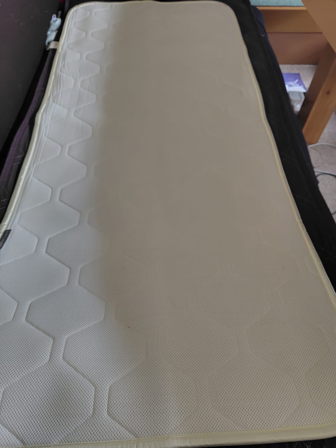 Customer photo review of SLEEP HEXAGON　上位版ホルミシスベッドパッド