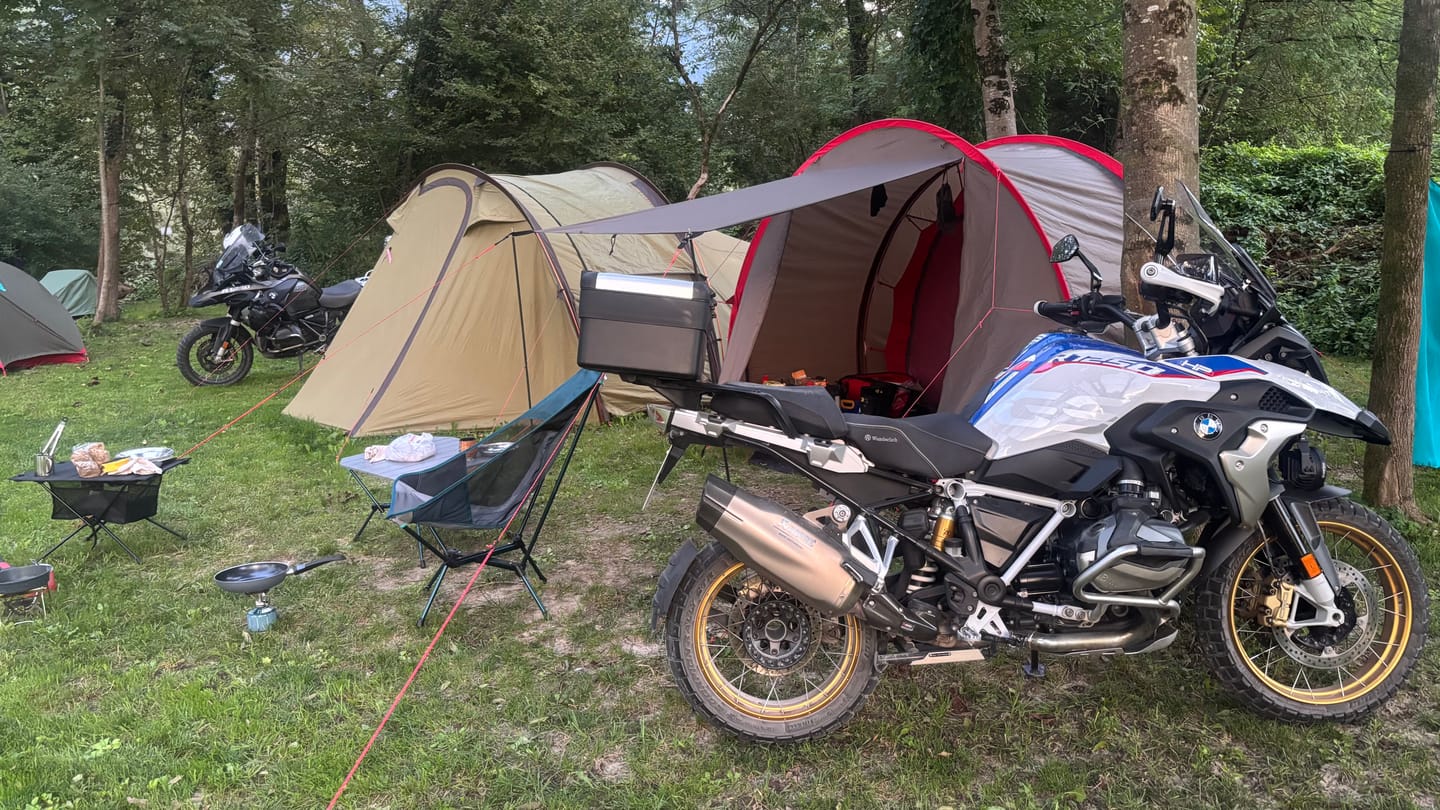 Customer photo review of MotoTent Awning Kit