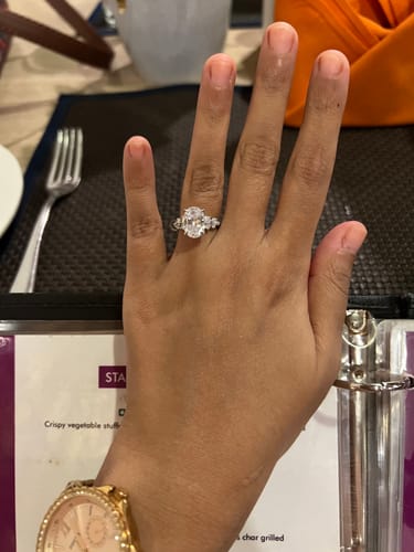 Customer photo review of Feris Silver Oval Solitaire Accents Ring