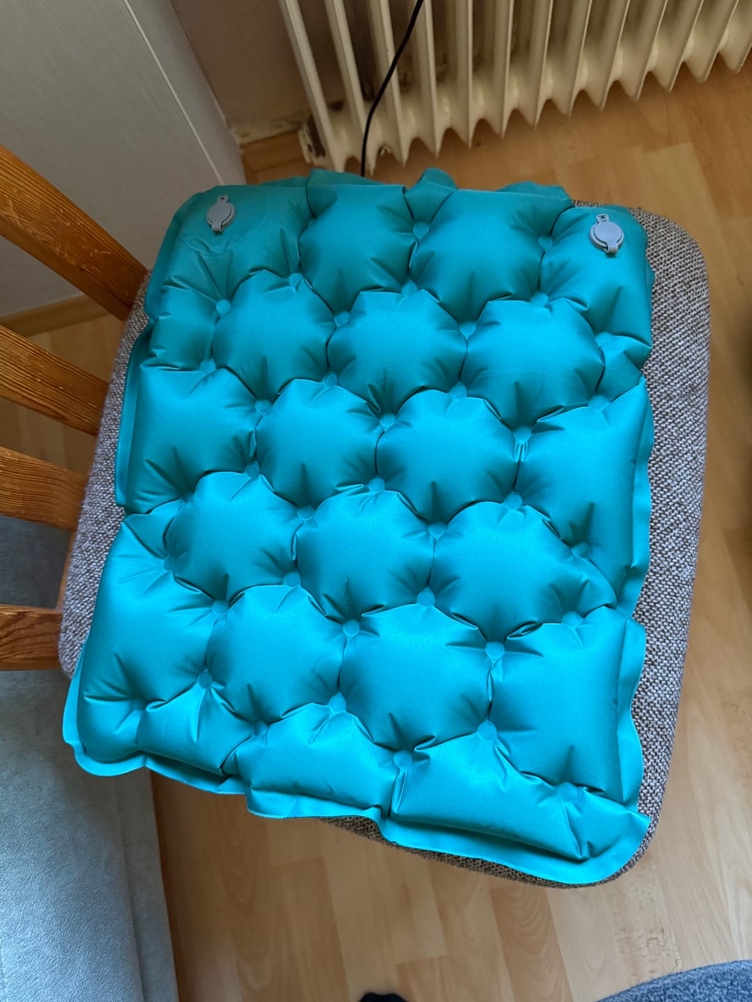 Customer photo review of Ultraleichtes & kompaktes Sitzkissen - perfekt für unterwegs