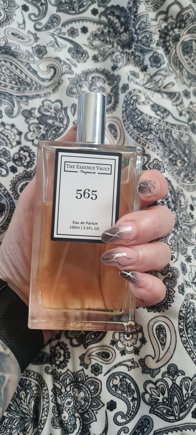 Customer photo review of Inspired by Portrait of a Lady - 565