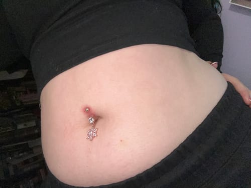 Customer photo review of Romeo Belly Ring with Rose Gold Plating