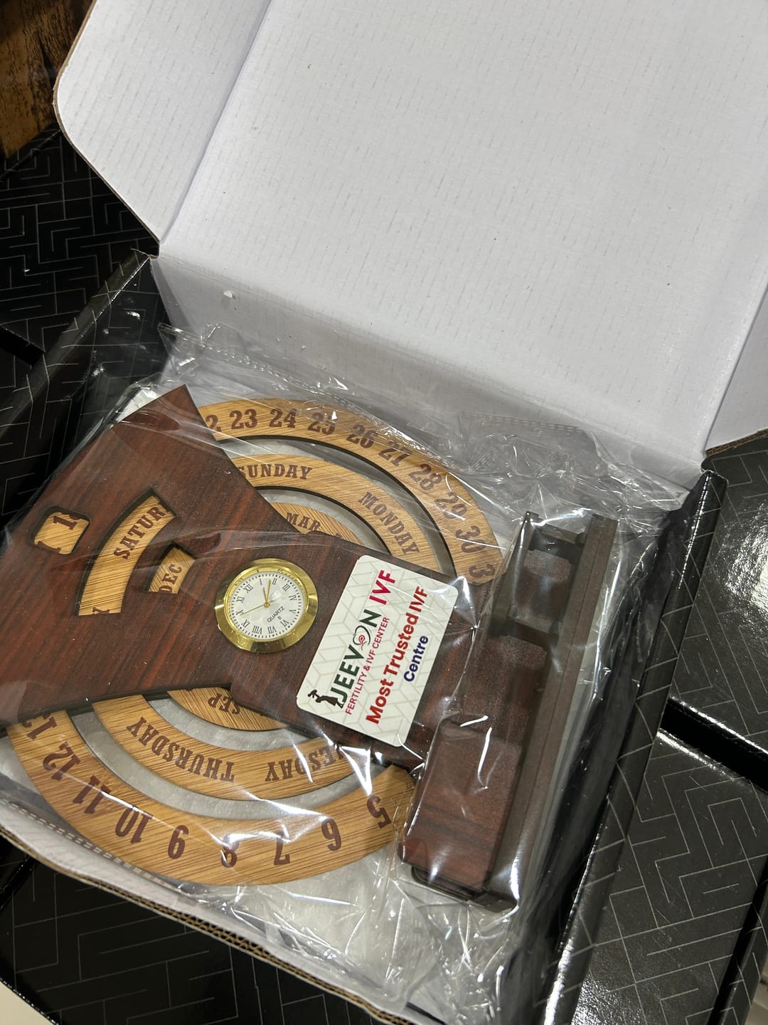 Customer photo review of Infinity Calendar | Best for Corporate Gifting | PrintMine.in