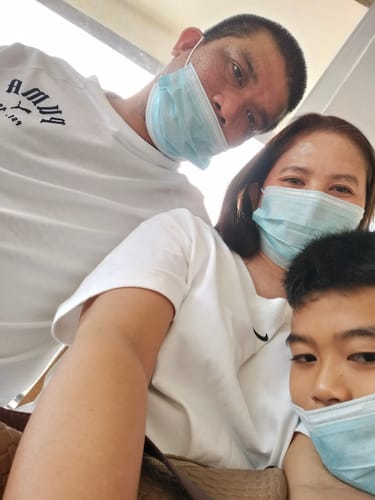 Customer photo review of Nike Women's Sportswear Essential Boxy T-Shirt