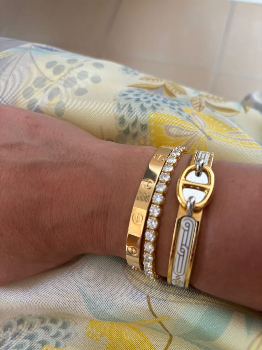 Customer photo review of 4MM MOISANNITE TENNIS BRACELET - D COLOR - VVS1