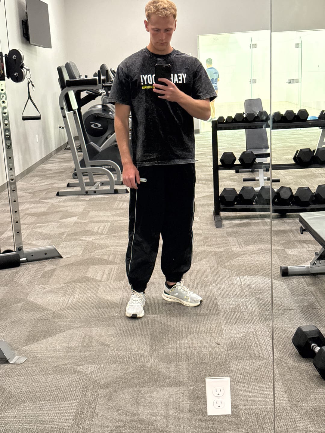 Customer photo review of 2091 - Retro Cuffed Joggers