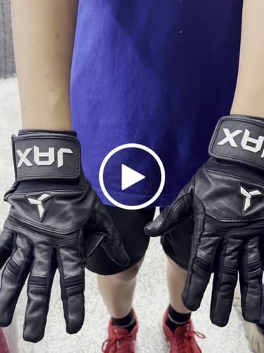 Customer video review of Jax Batting Gloves | Onyx Black | Pro Cuff