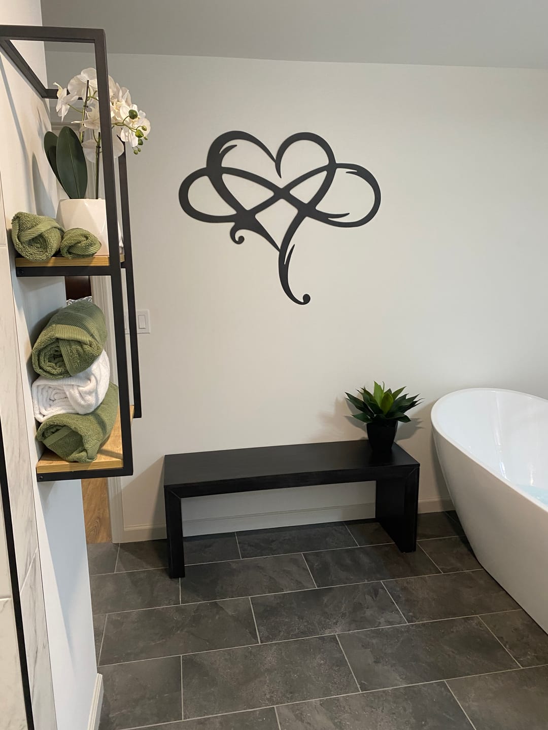 Customer photo review of 2-Tier Bathroom Shelf, Towel Storage for Bathroom