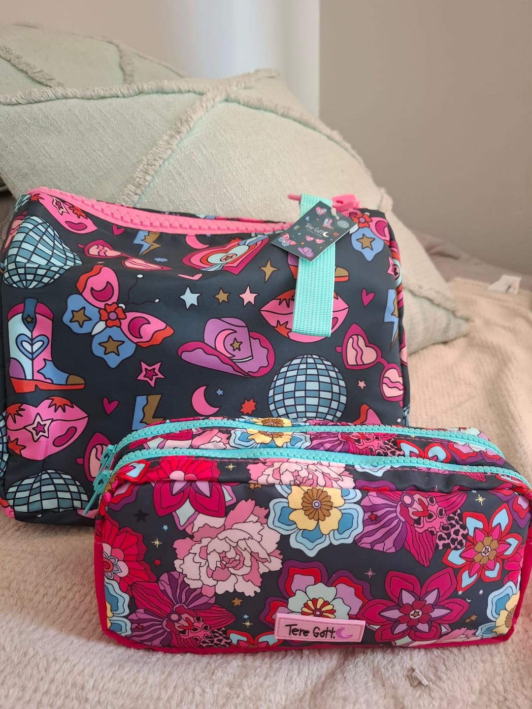 Customer photo review of ESTUCHE COWGIRL