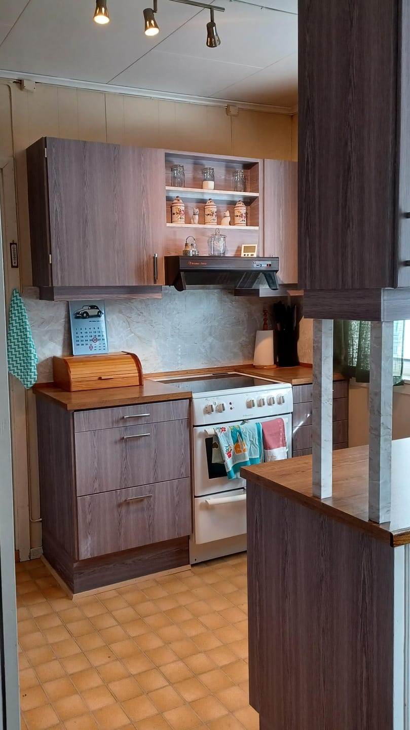 Customer photo review of Premium Manchester pine kontaktplast