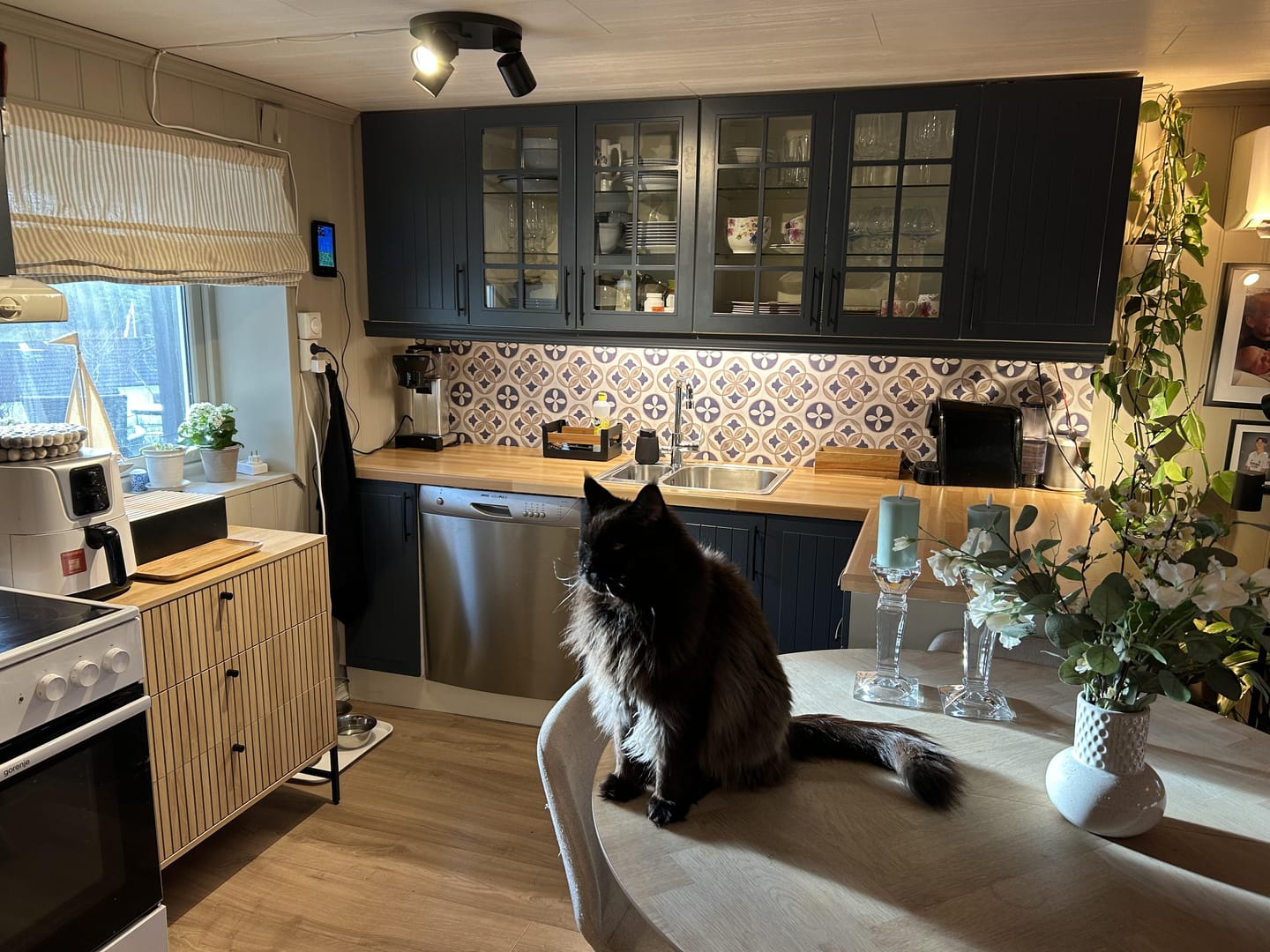 Customer photo review of Clara blå selvklebende fliser