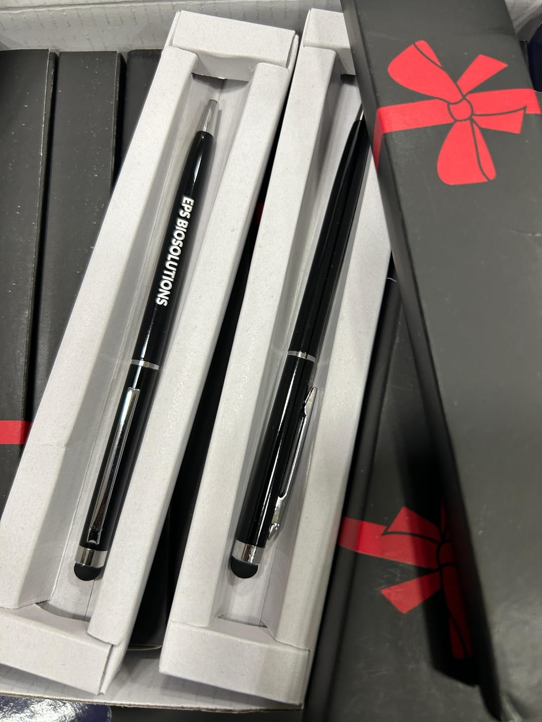 Customer photo review of Premium Metal Pen | Best Corporate Gift | PrintMine.in