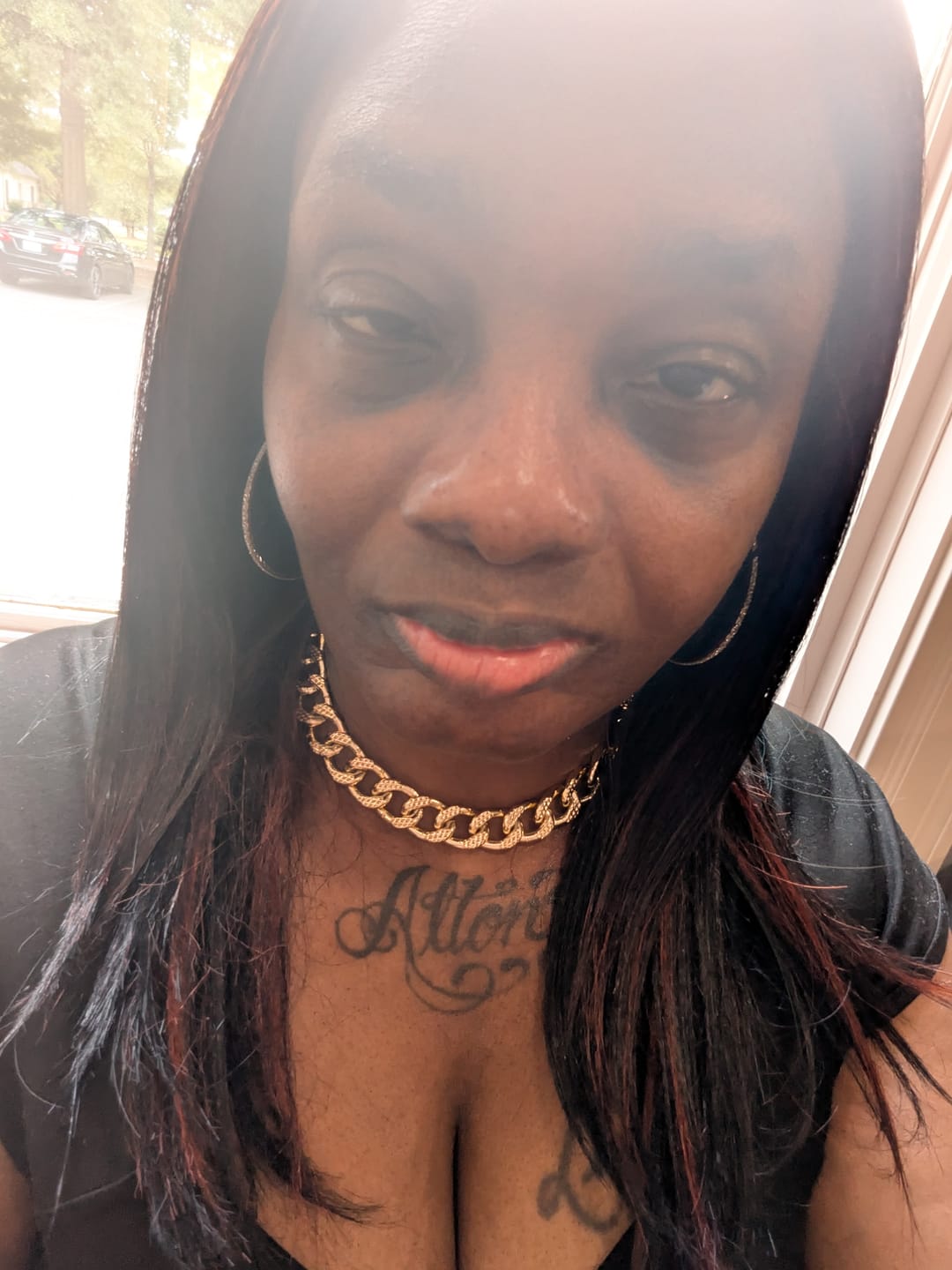 Customer photo review of Outre The Daily Wig Style & Dash 3" Deep Lace Part Wig - DAILY 1