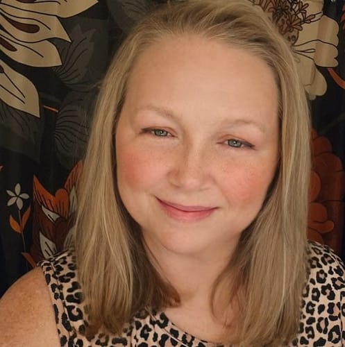 Customer photo review of Hidden Waterfall™ Shampoo Bar for Growth | Sweet-Musk Scent