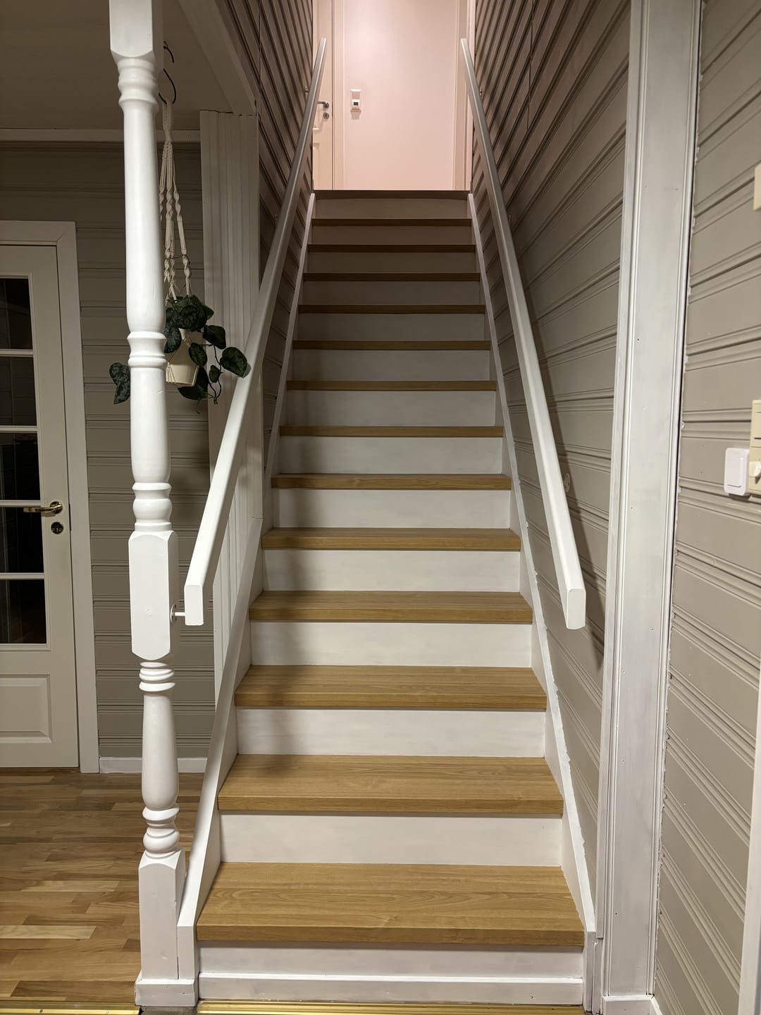 Customer photo review of Premium Bedford Oak kontaktplast