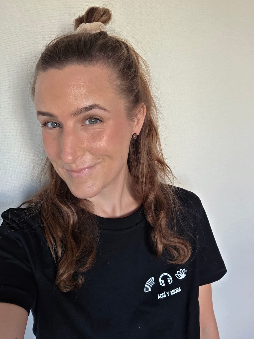 Customer photo review of Personalisiertes Premium T-Shirt für Frauen aus Bio-Baumwolle | 3 Motive