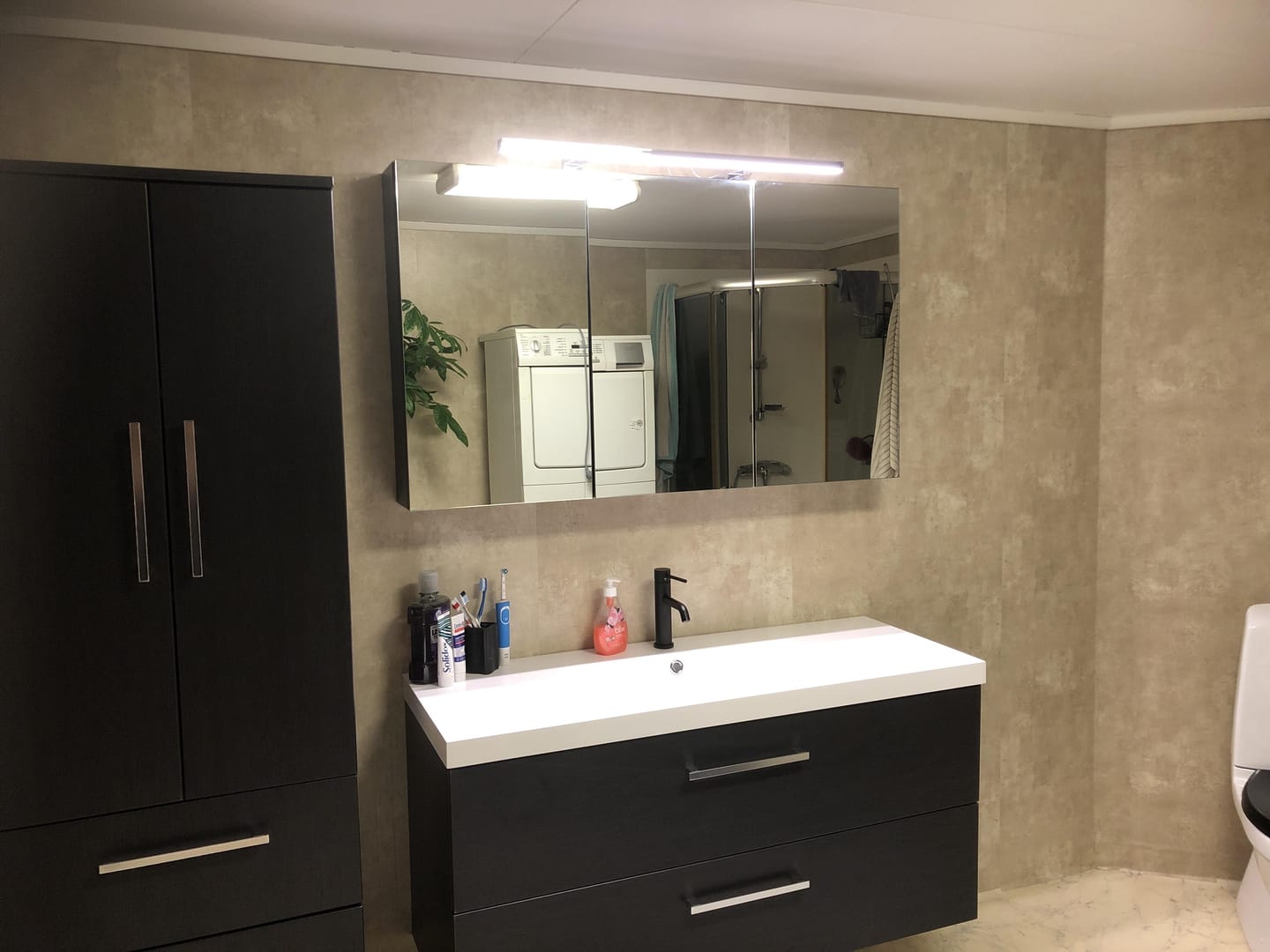 Customer photo review of Premium Limewash beige kontaktplast