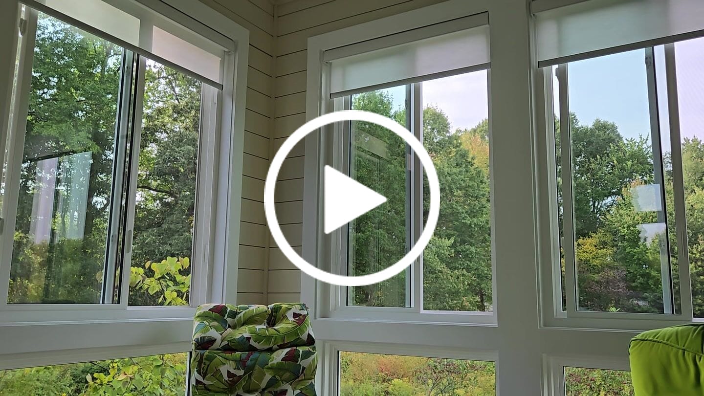 Customer video review of SmartWings Motorized Light Filtering Roller Shades 70% Blackout Essential